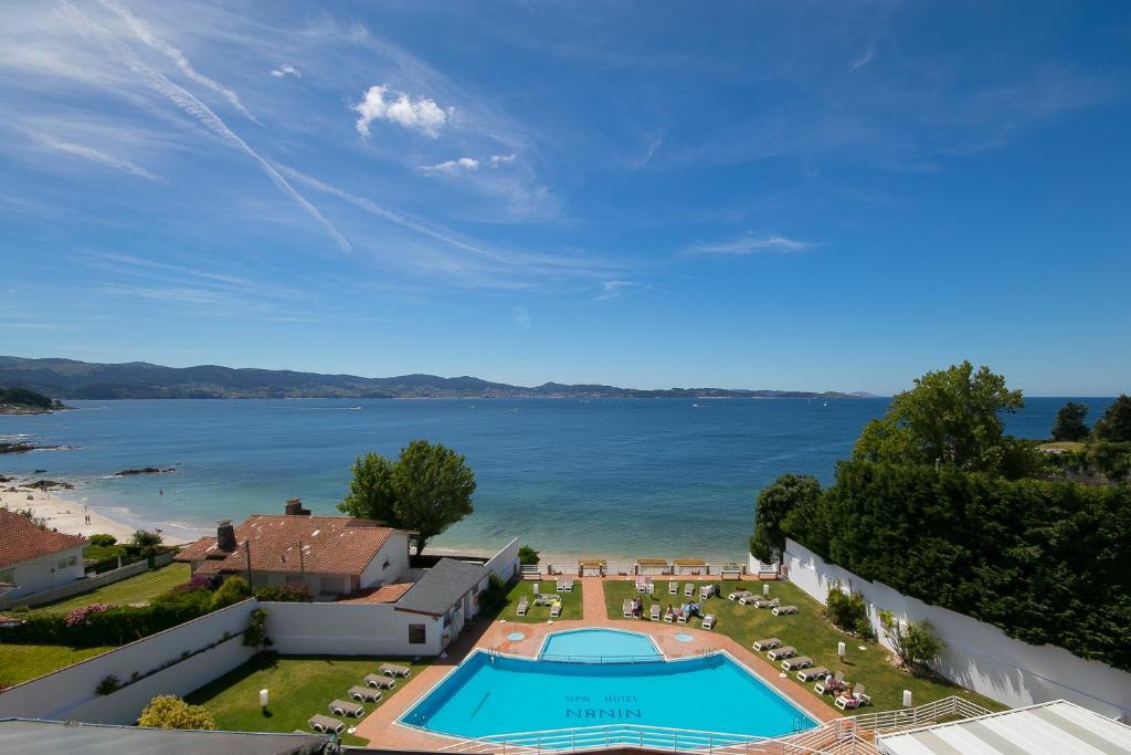 Hotel Spa Nanin Playa Sanxenxo Exterior foto